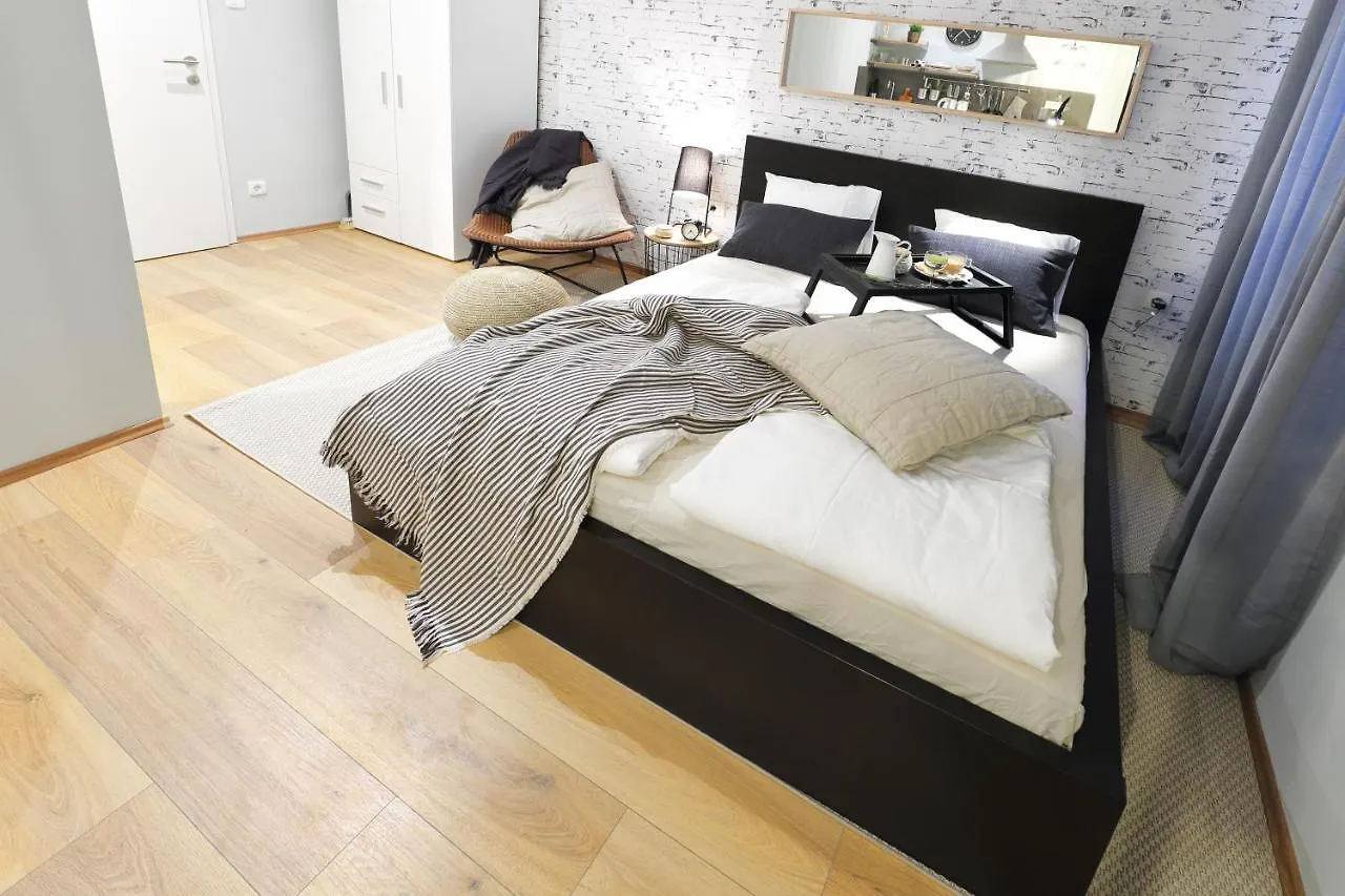 Adria Square Studios Rijeka Kroatien