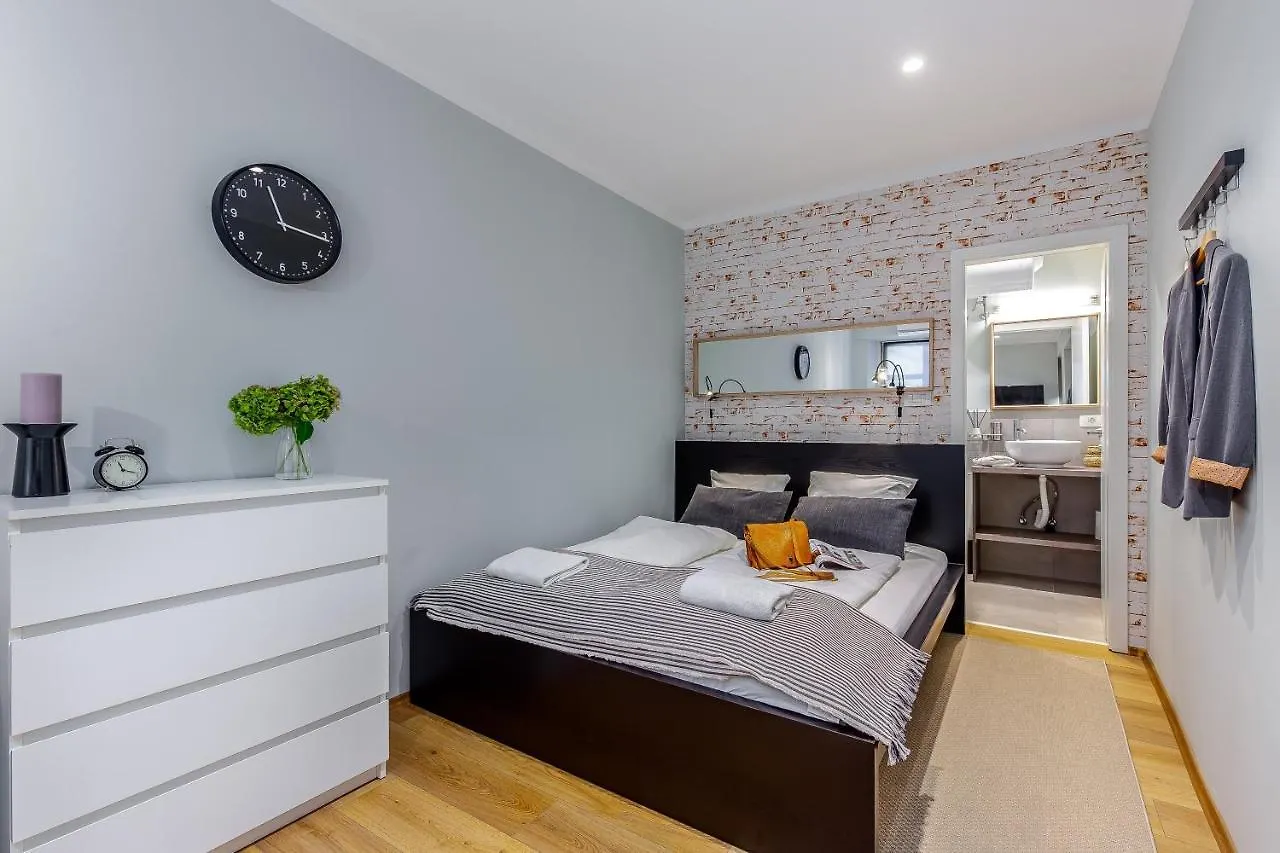 Adria Square Studios Rijeka Apartment