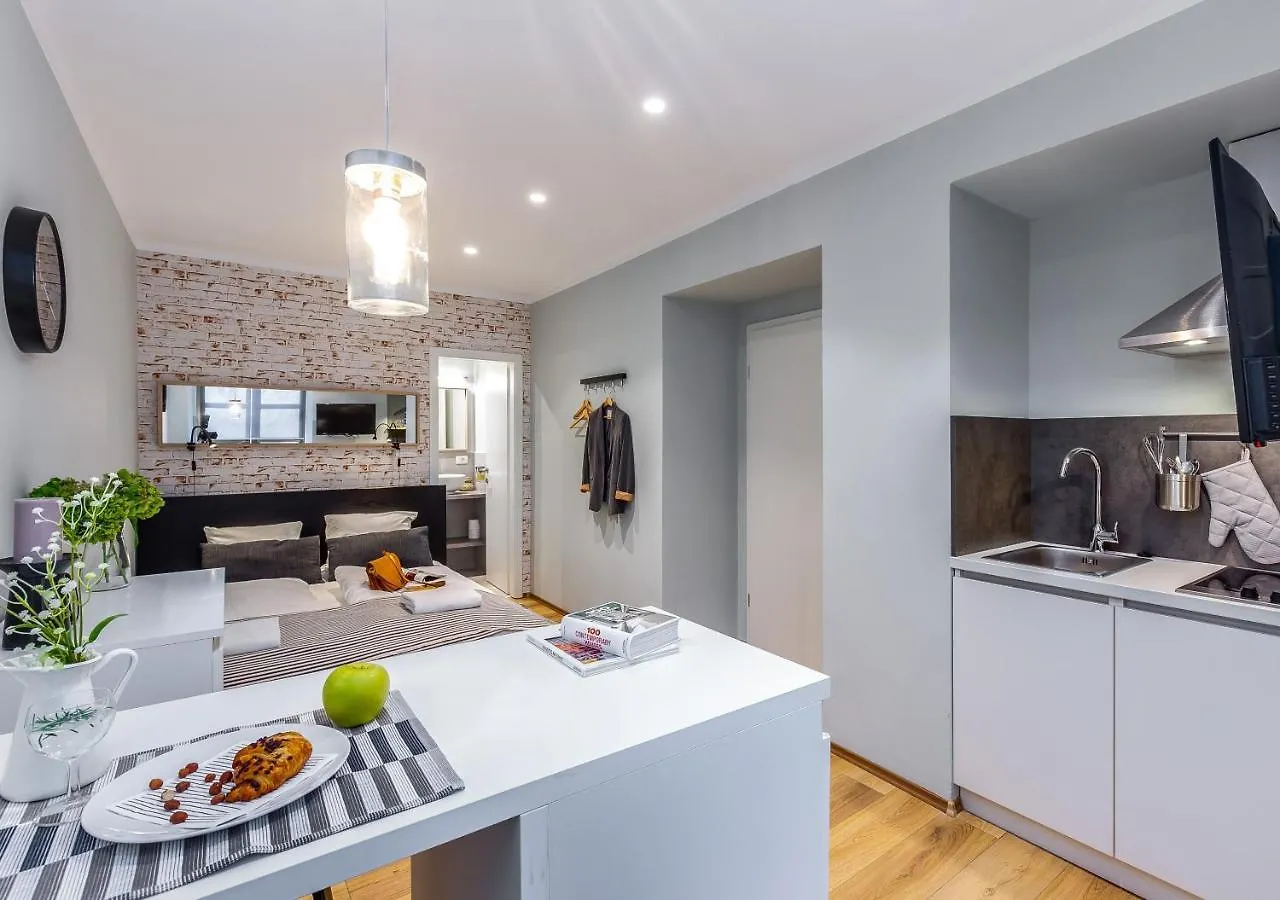 Apartment Adria Square Studios Rijeka Croatia
