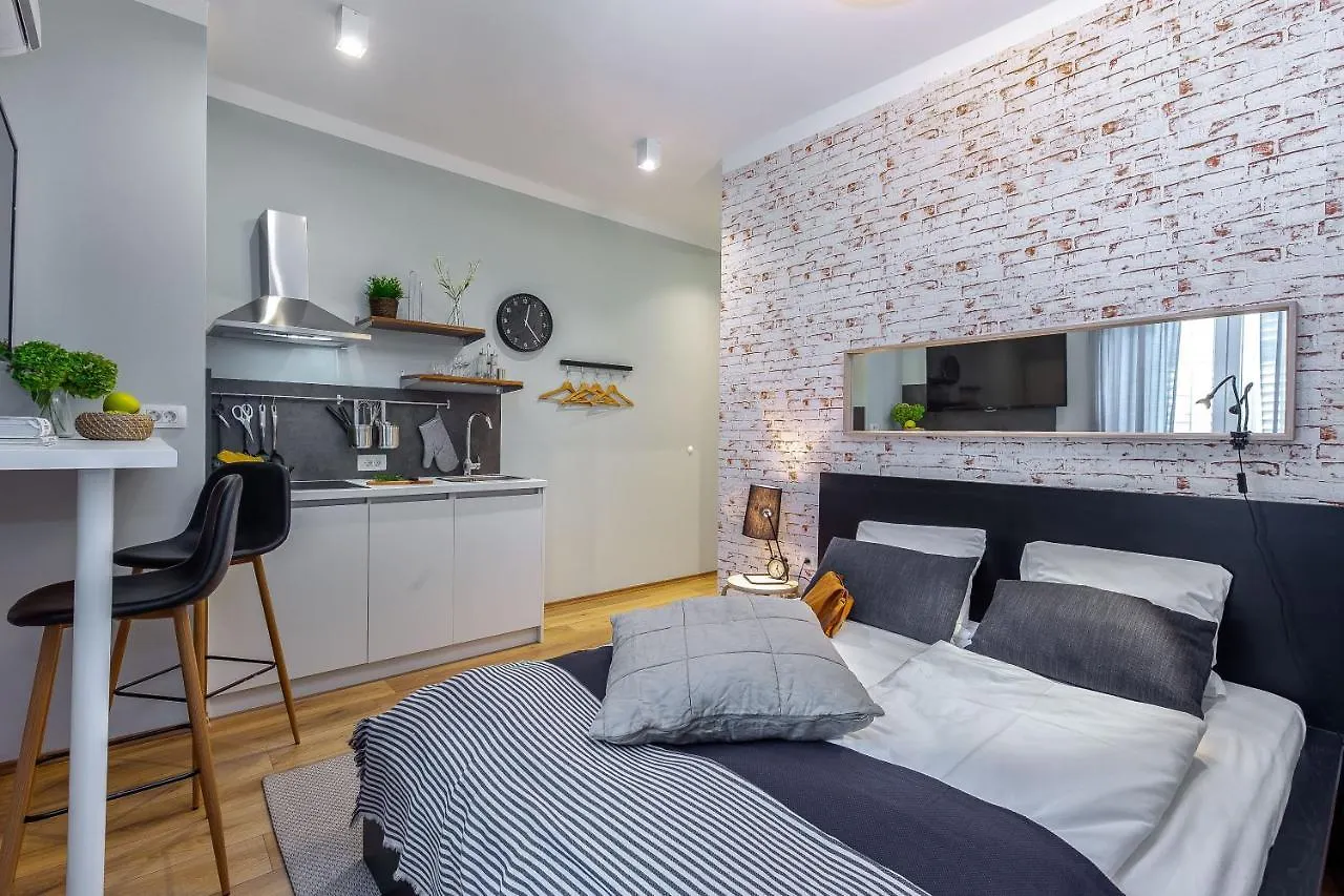 Apartment Adria Square Studios Rijeka
