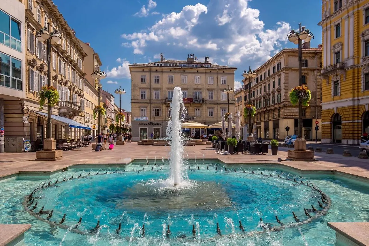 Apartment Adria Square Studios Rijeka Croatia